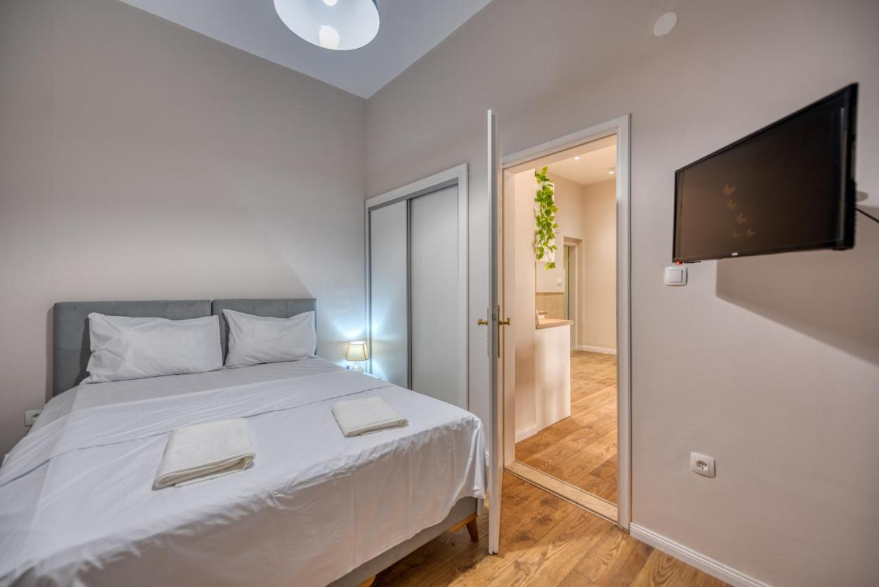 Apartments Vujosevic Tivat Eksteriør billede